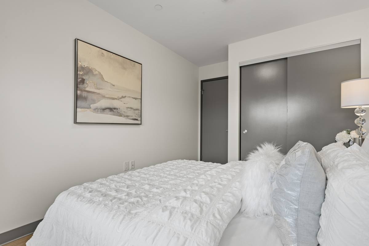 Second bedroom in two bedroom seniors apartment for rent